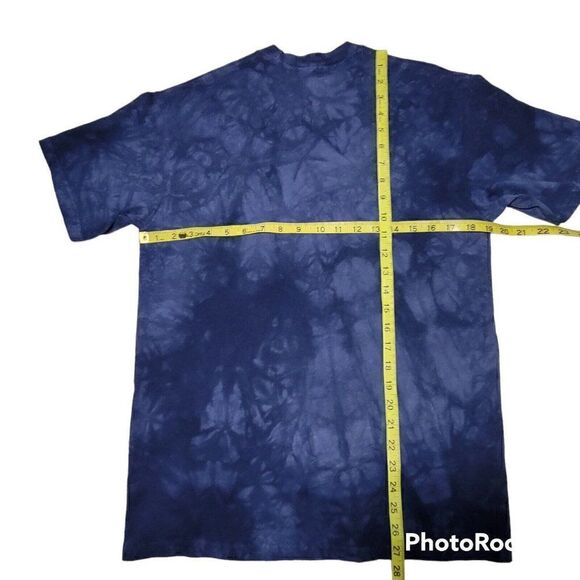 The Mountain Graphic T-Shirt Adult Medium Wolves American Flag Blue Tie Dye - Picture 9 of 9